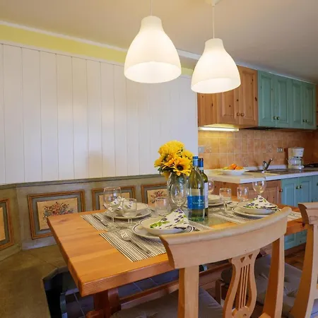 Casa Bellavista 1 Apartahotel 4*